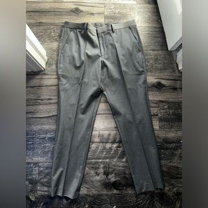 Express Men’s Dress Pants Grey Extra Slim 33x30 Performance - Used Like New